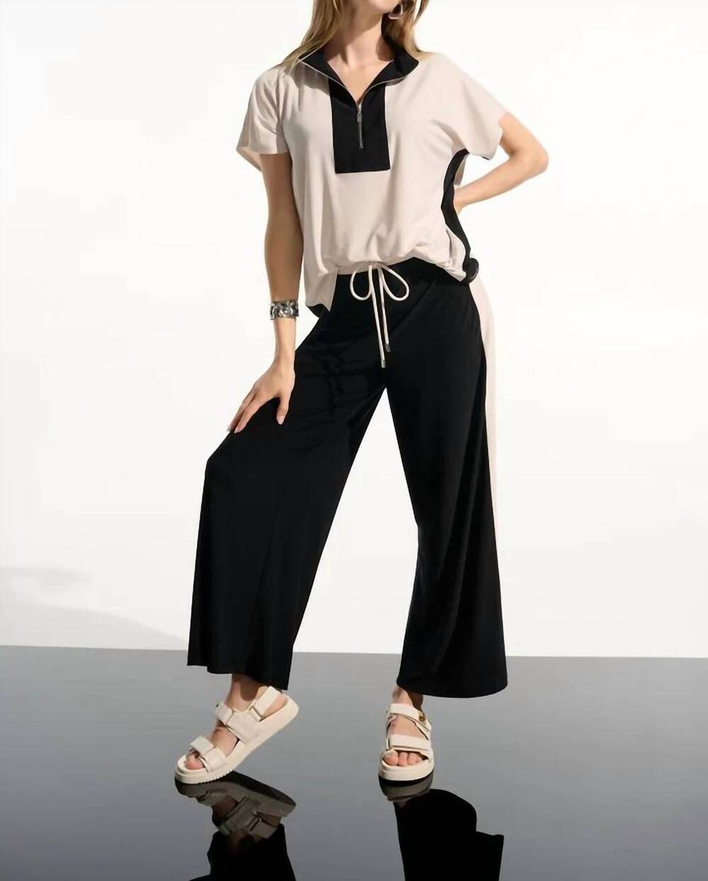 NEW JOSEPH RIBKOFF silky knit color-block top in moonstone/black